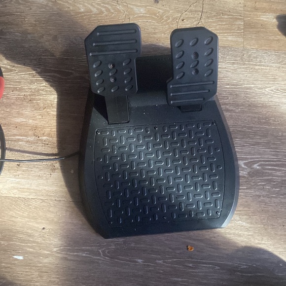 Thrustmaster Ferrari 458 Spider Racing Wheel - Picture 3 of 6